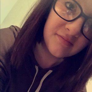 Meet your Posher, Kassey